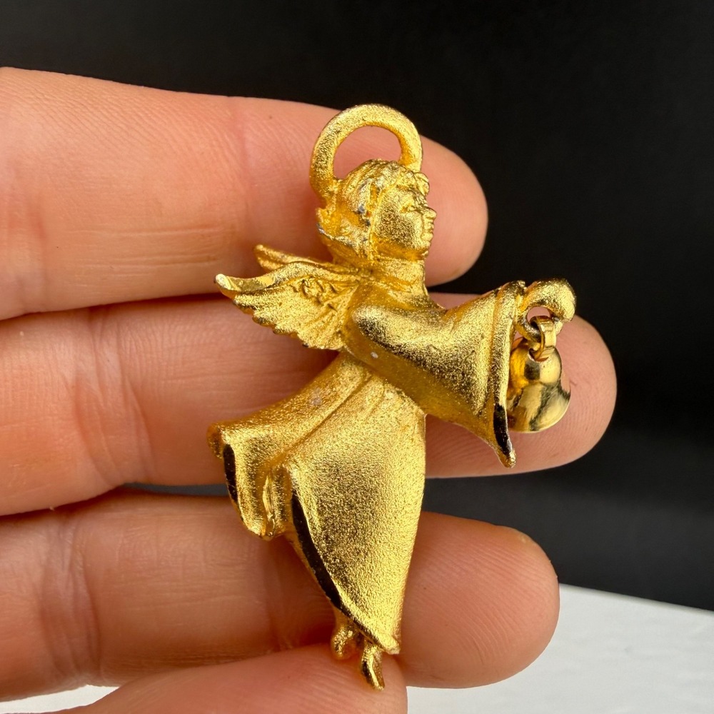 Vintage Estate Angel Brooch Gold Tone Textured Winged Cherub With Bell